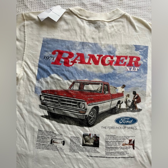 A&F- Ford Vintage-Inspired Graphic Tee - Picture 7 of 10